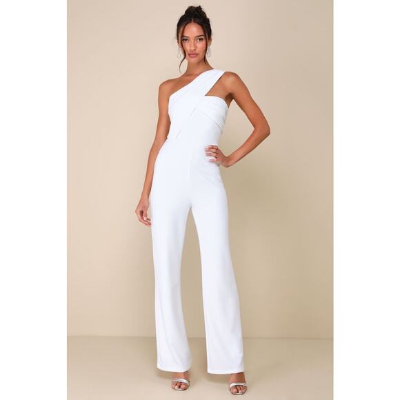 NWT Lulus Devoted to Fun Ivory One-Shoulder Sleeveless Jumpsuit Classy Chic M - Picture 1 of 10